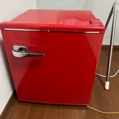 冷蔵庫　レトロ　モダン　赤　 