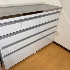15日までの受取で値引き！！ステンレス天板食器棚