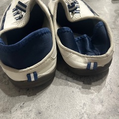 スニーカー スリッポンの画像