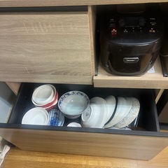 食器棚の画像