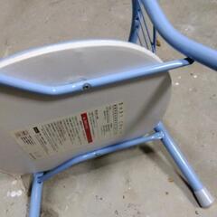 横須賀🆗ステッチ椅子の画像