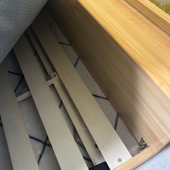 【取引中】セミダブルベッド　マットレス＋敷パッドの画像