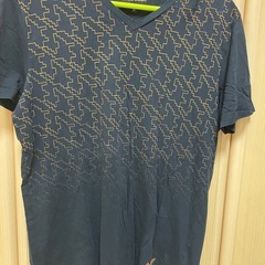 アルマーニ　tシャツ