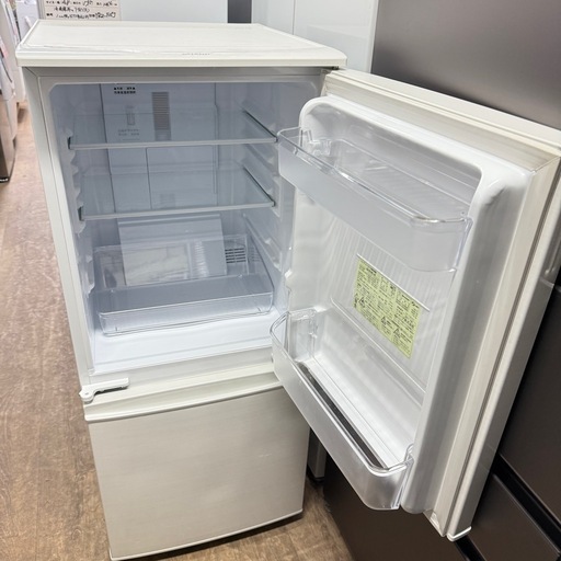 2017年製シャープ137L 2ドア冷蔵庫SJ-D14C (トレンドサーチ ) 平和通のキッチン家電《冷蔵庫 》の中古あげます・譲ります｜ジモティーで不用品の処分