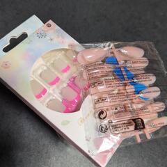 つけ爪の画像