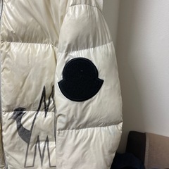 値引き可能　
モンクレール　ダウンジャケット　珍しいの画像