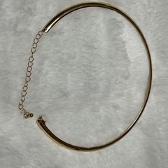 新品未使用 ノンブランド 金色のチョーカーの画像