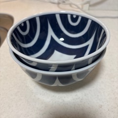 どんぶりと計量スプーン