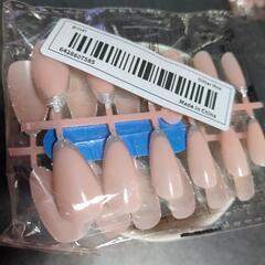 つけ爪の画像
