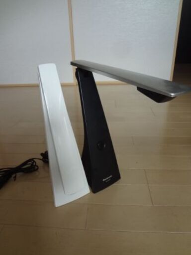 概要 LEDデスクスタンド SQ-LD220 | LED照明器具（シーリングライト・デスクスタンドなど） | Panasonic