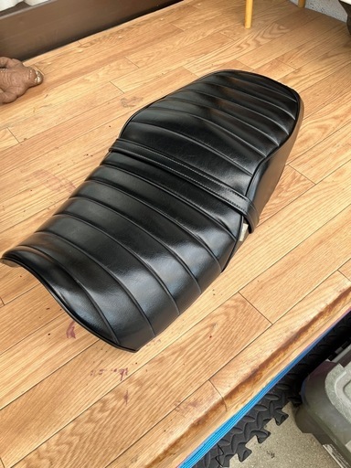 CB400SF/SB NC42用シート 白レザー タックロールシート CB400SF