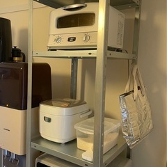 スチールラックの画像