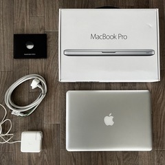 受け取り予定者決定　美品　MacBook Pro 2011 メモリ4GB HDD500GB Core_i5 2.5GHz 初期化済みの画像
