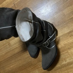 FINブーツ
