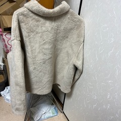 写真のショートコート譲ります！
の画像