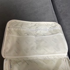 トラベルバッグと洗濯ネット　2点セットの画像