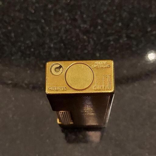 中古　ヴィンテージ　ダンヒル　danhill ロンドン　レア　年代物　置き物 dunhill ダンヒル ゴールド ライター 柄物 斜線 サイドローラー