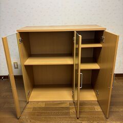 ⭐︎3/9掲載終了⭐︎キャビネット　ガラス扉付きの画像