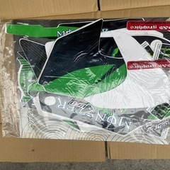 スズキ DR-Z400, KLX400R(UFOセット)  新品未使用 購入時に付属するデカールセットを追加しました。  +  の画像