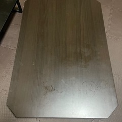 テーブル