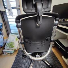 限定１　ハラチェア　ニーチェ　腰痛対策　在宅ワーク等に　東京都　近場配達可能の画像