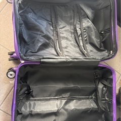 
キャリーケースの画像