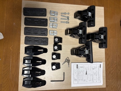 　ＮBOXで使用ルーフキャリア　　TERZOフットEF14BL 120cmバーEB2 ホルダーEH429の3点セット　スキー2回のみ使