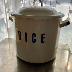 ホーロー米びつ