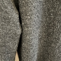 30 授乳口あり　毛玉多数の画像