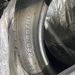 225-45-17夏タイヤの画像