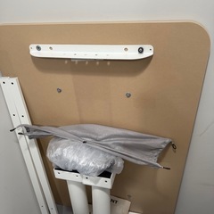 【値下げ対応可能】IKEA 電動昇降デスク　Bekant の画像