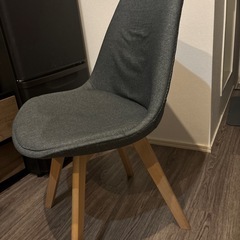  作業用デスク（横110㎝:奥行き80㎝:高さ:73㎝）椅子付きの画像