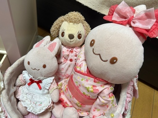 【うさももちゃん】ぬいぐるみ・ドレス・たんすセット