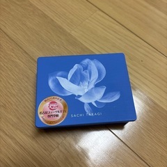 サチタカギ　haru缶　クッキー缶