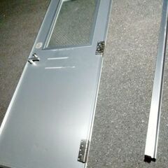 枠付きアルミ極厚扉☆中古の画像