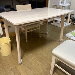 ［引き渡し決定しました］ニトリ　ダイニングテーブル　2018年購入の画像