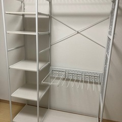 ニトリマルチハンガーラック（収納棚）の画像