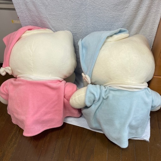 新品Sanrioキティちゃん特大ぬいぐるみ