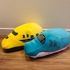【美品】京都鉄道博物館　ドクターイエロー　はやぶさ　もちもちクッションぬいぐるみ　２点セットの画像