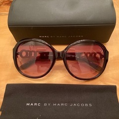 サングラス　MARC BY MARC JACOBS
