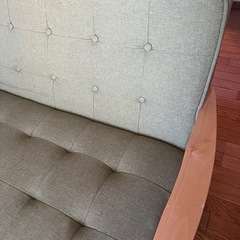 2人用布貼りソファの画像