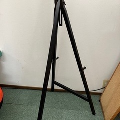 イーゼルの画像