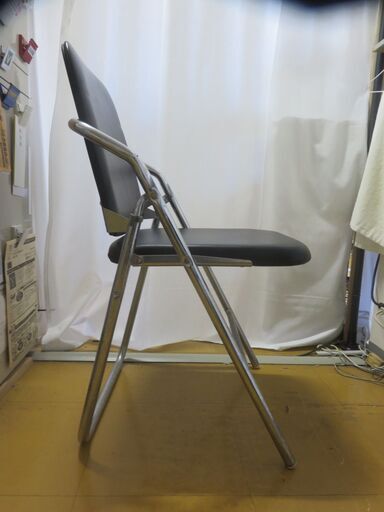 【法人限定】パイプ椅子 折りたたみ 32脚セット 業務用 | かぐの窓口