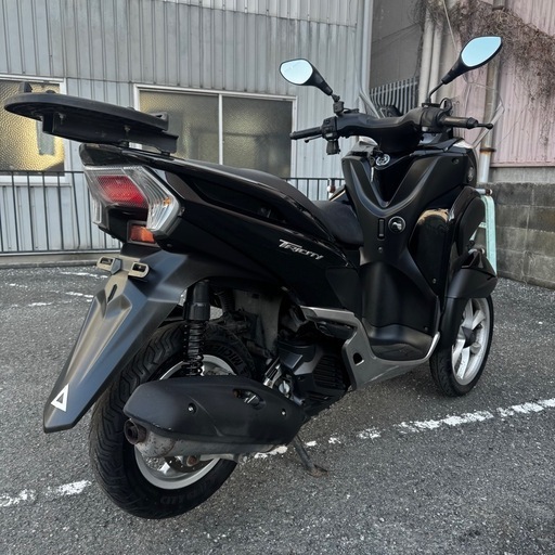 ヤマハ　トリシティ125 黒　実働　ロングスクリーン　グリップヒーター　大阪 ヤマハ トリシティ125 黒 実働 ロングスクリーン グリップヒーター 大阪