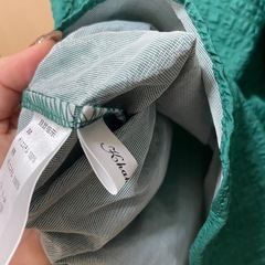 khaki koji ブラウスの画像