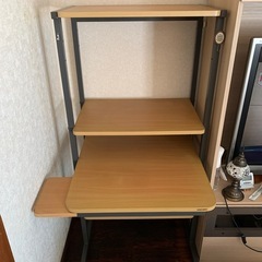 決まりました！PCデスク　棚の画像