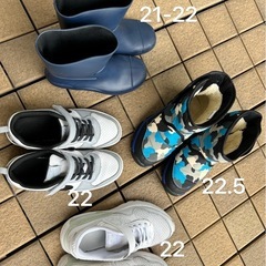 キッズ ナイキ　NIKE スニーカー22cm レインブーツ21-...