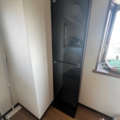  キャビネット・取り外しガラス付き収納棚・酒棚・キッチン収納の画像