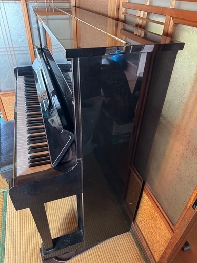 カワイ アップライトピアノ　