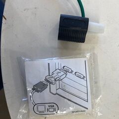 【無償】VGA変換アダプタ＆3P→2P変換プラグの画像